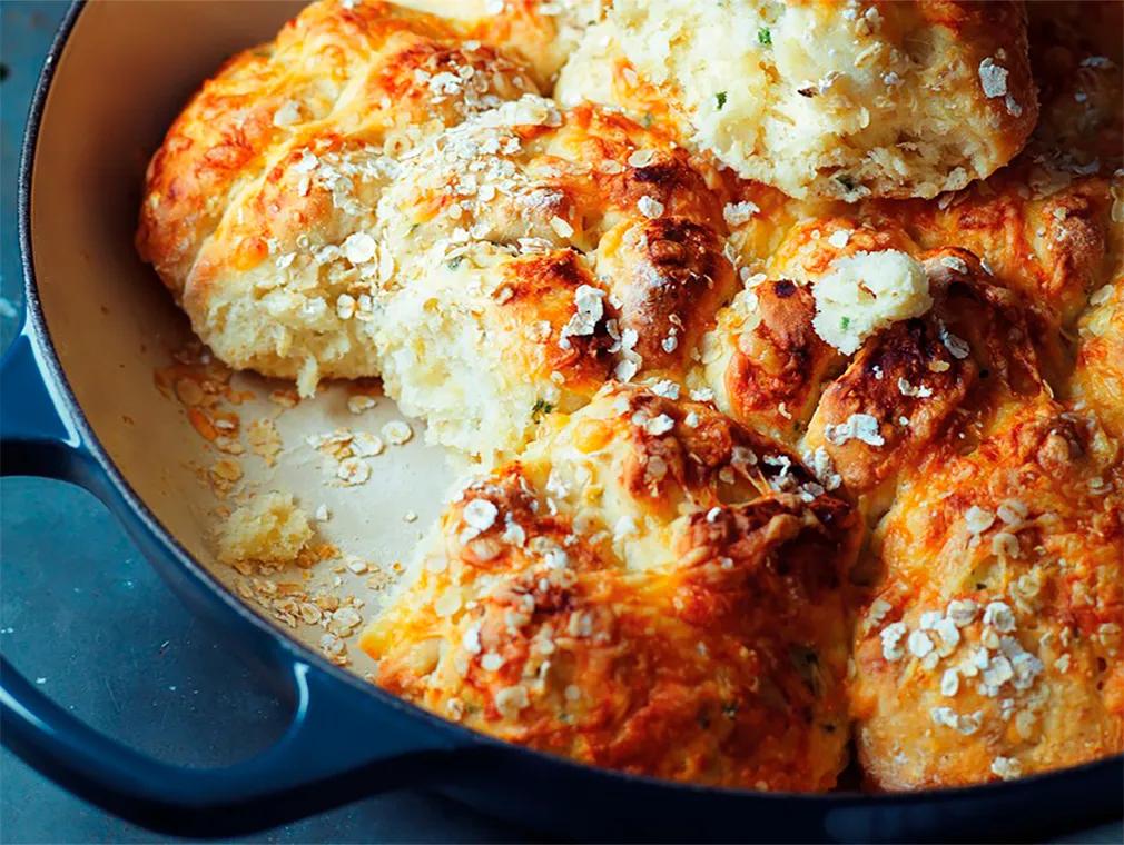 Cheddar and Chive Soda Bread